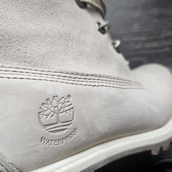 SOLD - Women's Timberland Authentics Waterproof Roll-Top Boot - 7.5 - - Picture 2 of 11